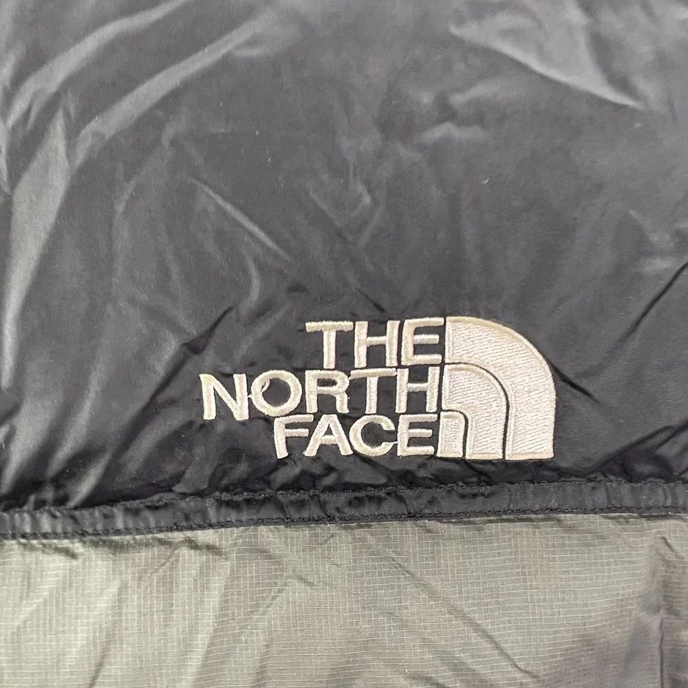 The North Face Puffer Vest Men Small Quilted Full Zip Mock Neck Outdoor Gorpcore